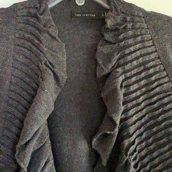 The Limited small open for a sweater - Picture 3 of 6